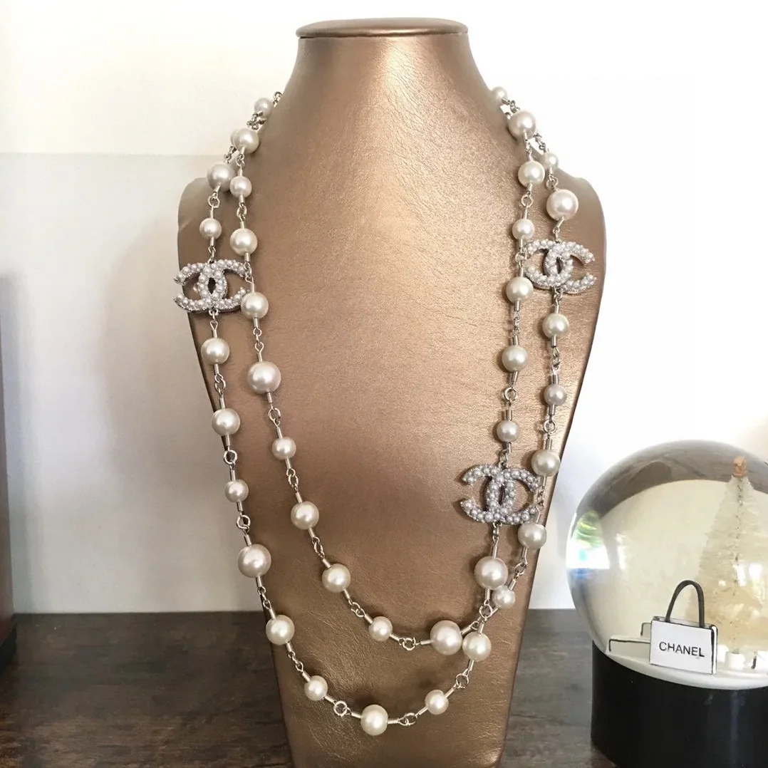 Chanel Double-CC Pearl Long Necklace Silver Hardware Chanel Double-CC Pearl Long Necklace Silver Hardware