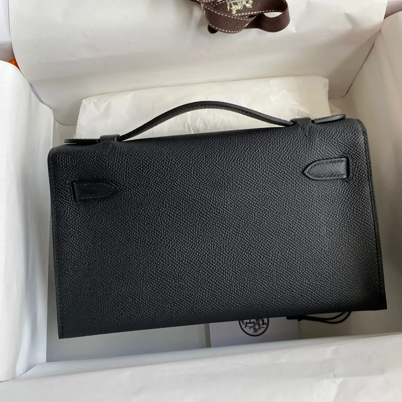 Hermes Kelly Pochette Top Handle Bag in Noir Epsom Gold Hardware Hermes Kelly Pochette Top Handle Bag in Noir Epsom Gold Hardware