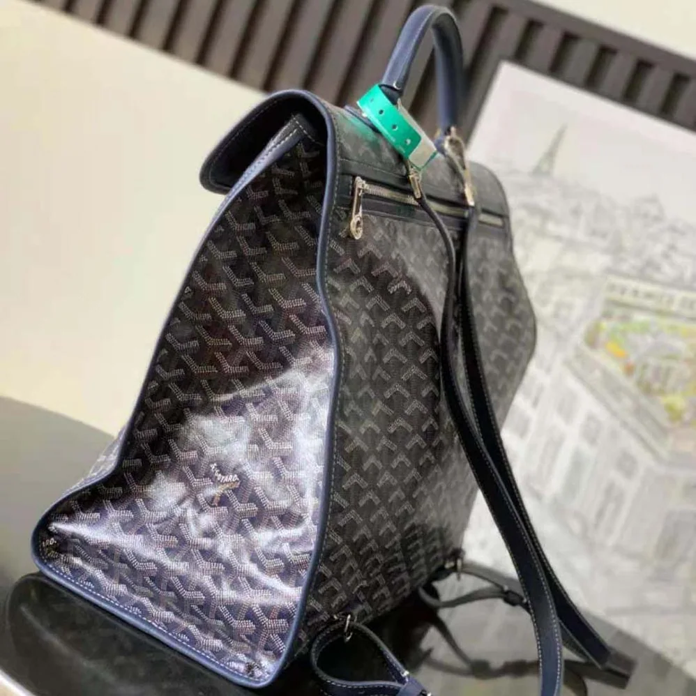 Goyard Saint Léger Backpack in Goyardine Canvas & Chevroches Calfskin for Women in Navy Goyard Saint Léger Backpack in Goyardine Canvas & Chevroches Calfskin for Women in Navy