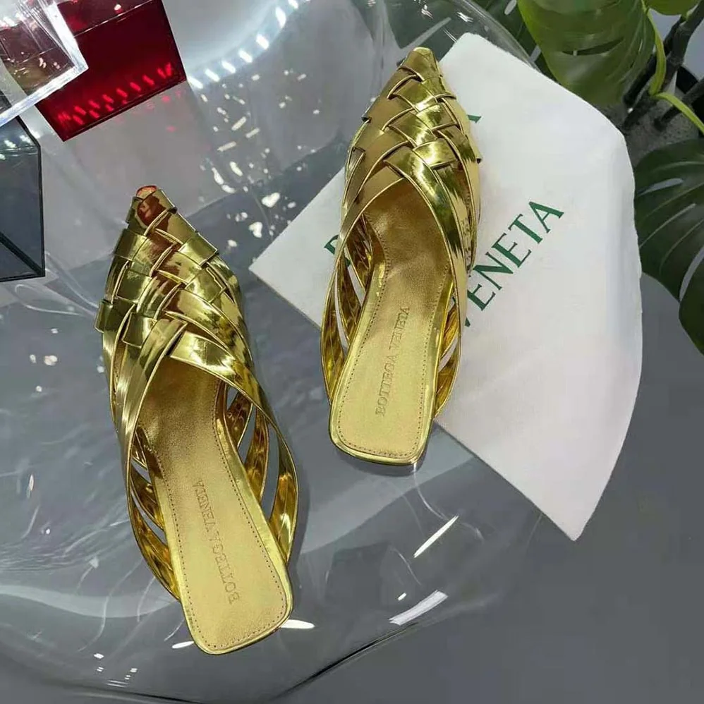 Bottega Veneta Alfie Slipper Open-back Intreccio Leather Slippers for Women in Gold Bottega Veneta Alfie Slipper Open-back Intreccio Leather Slippers for Women in Gold