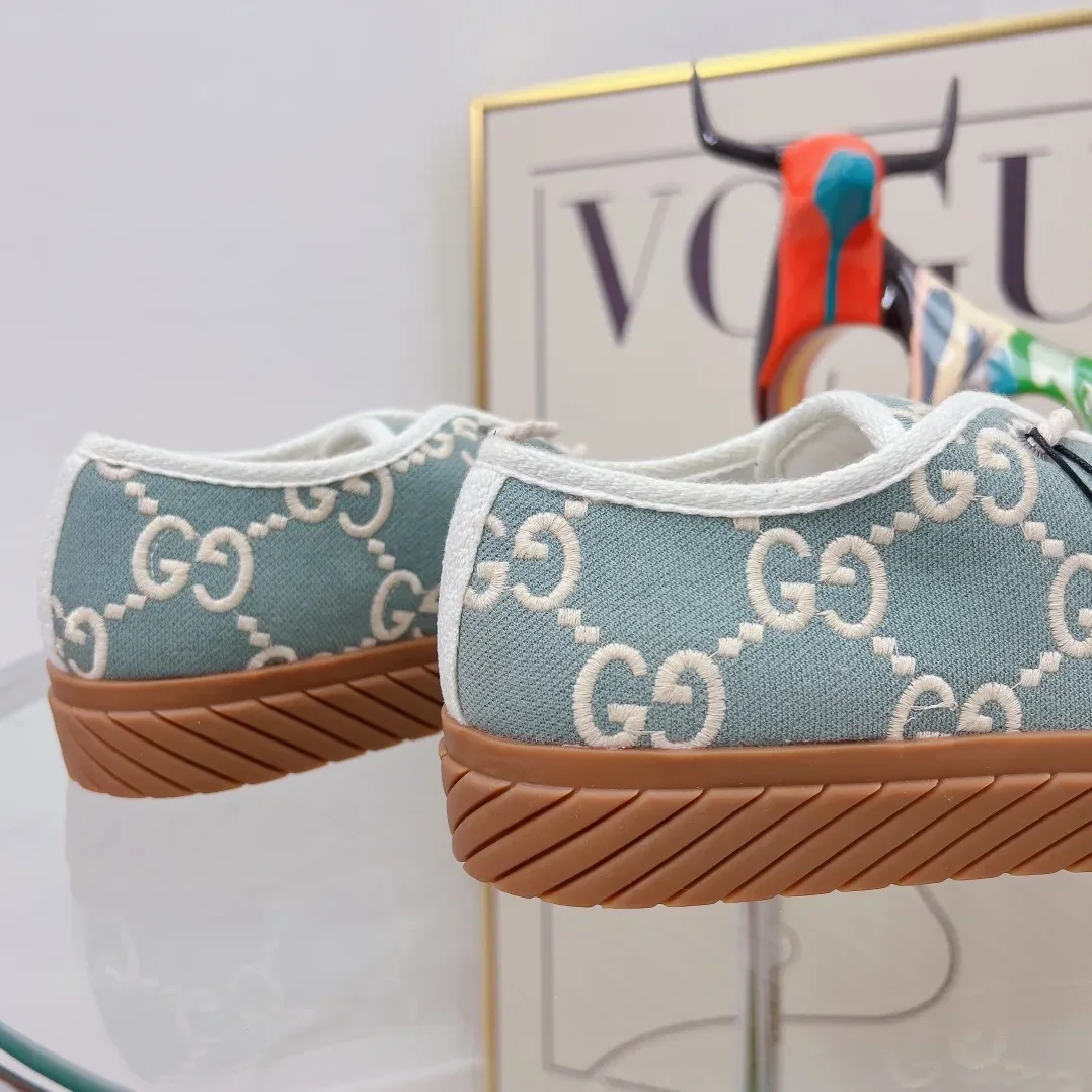 Gucci Maxi GG Sneaker Grey for Women