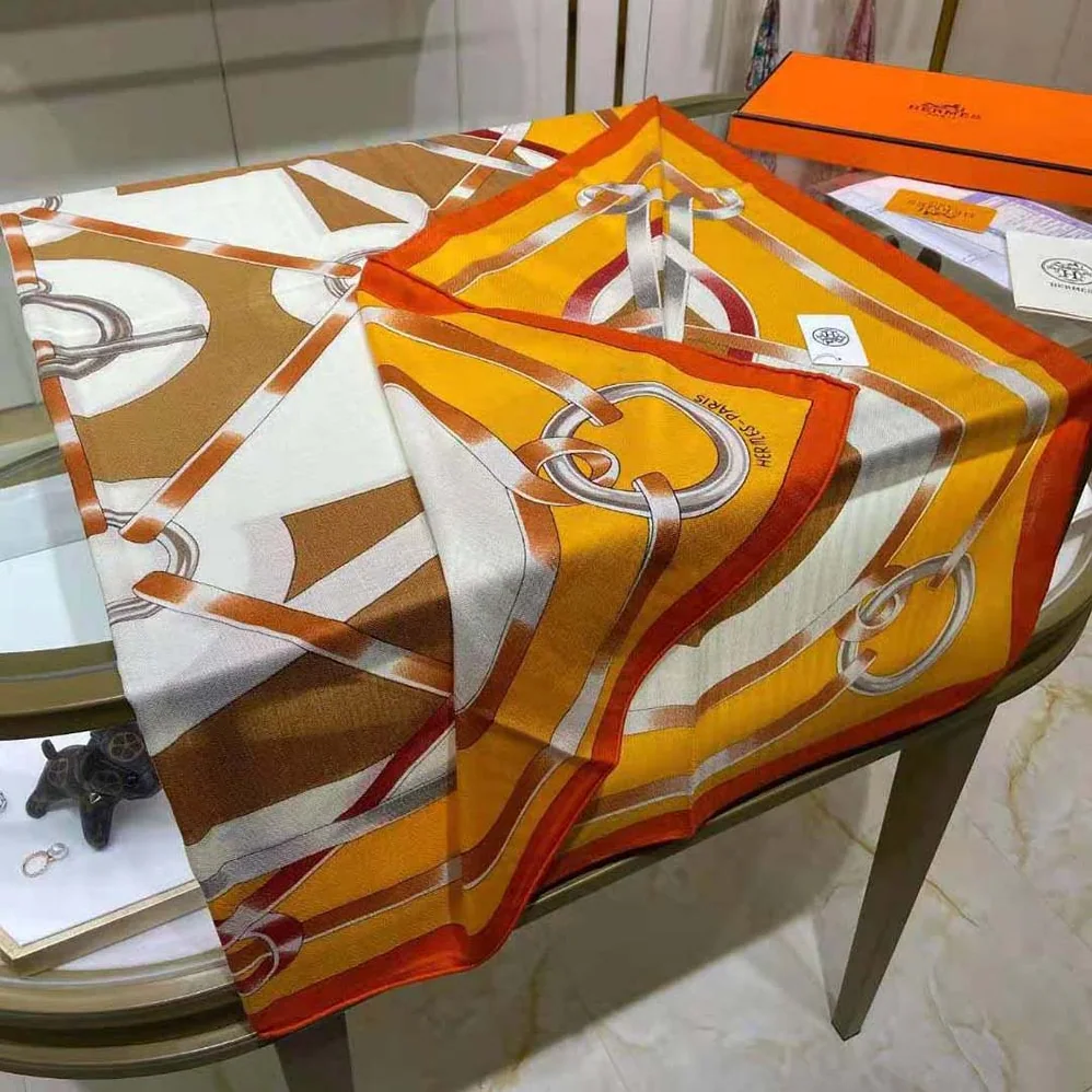 Hermes Figure Artistique Scarf 90 for Women in Orange Hermes Figure Artistique Scarf 90 for Women in Orange
