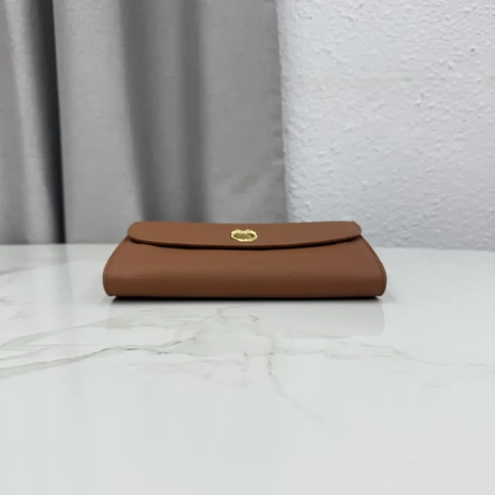 Dior Médaillon Envelope Pouch with Strap Marron Bobby and Lingerie Pink Grained Calfskin for Women Dior Médaillon Envelope Pouch with Strap Marron Bobby and Lingerie Pink Grained Calfskin for Women
