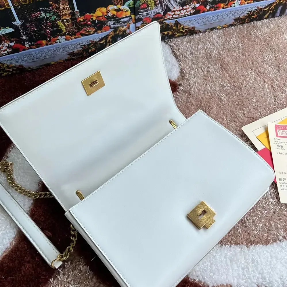 Dolce Gabbana D&G Medium Devotion Bag Quilted Nappa Leather for Women Dolce Gabbana D&G Medium Devotion Bag Quilted Nappa Leather for Women