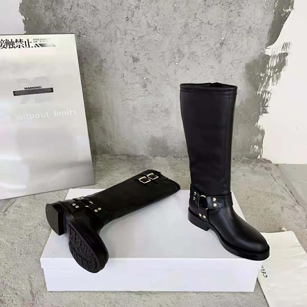 Celine High Boot Celine Biker in Calfskin – Vegetal Tanning for Women in Black Celine High Boot Celine Biker in Calfskin – Vegetal Tanning for Women in Black