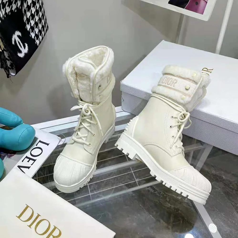 Dior D-Major Ankle Boot White Calfskin and Lambskin Wool for Women Dior D-Major Ankle Boot White Calfskin and Lambskin Wool for Women