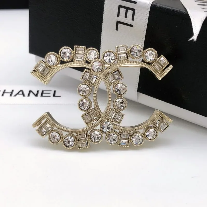 22AW Brooch Gold Tone
