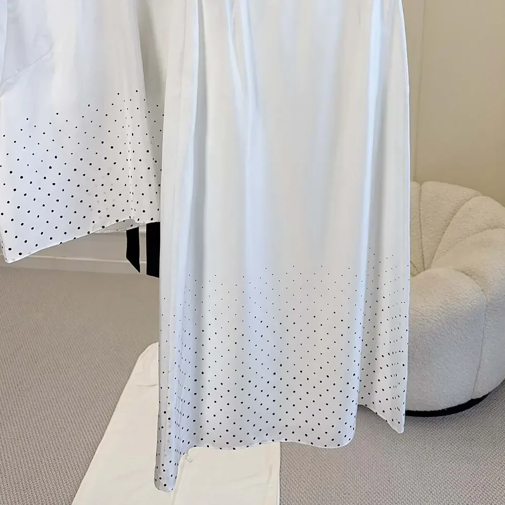 Dior Mid-Length Flared Skirt White Silk Twill with Black PolkaDior Motif for Women Dior Mid-Length Flared Skirt White Silk Twill with Black PolkaDior Motif for Women