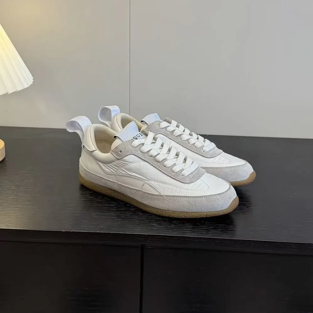 Alexander Mcqueen EC1 Sneaker in White for Unisex Alexander Mcqueen EC1 Sneaker in White for Unisex