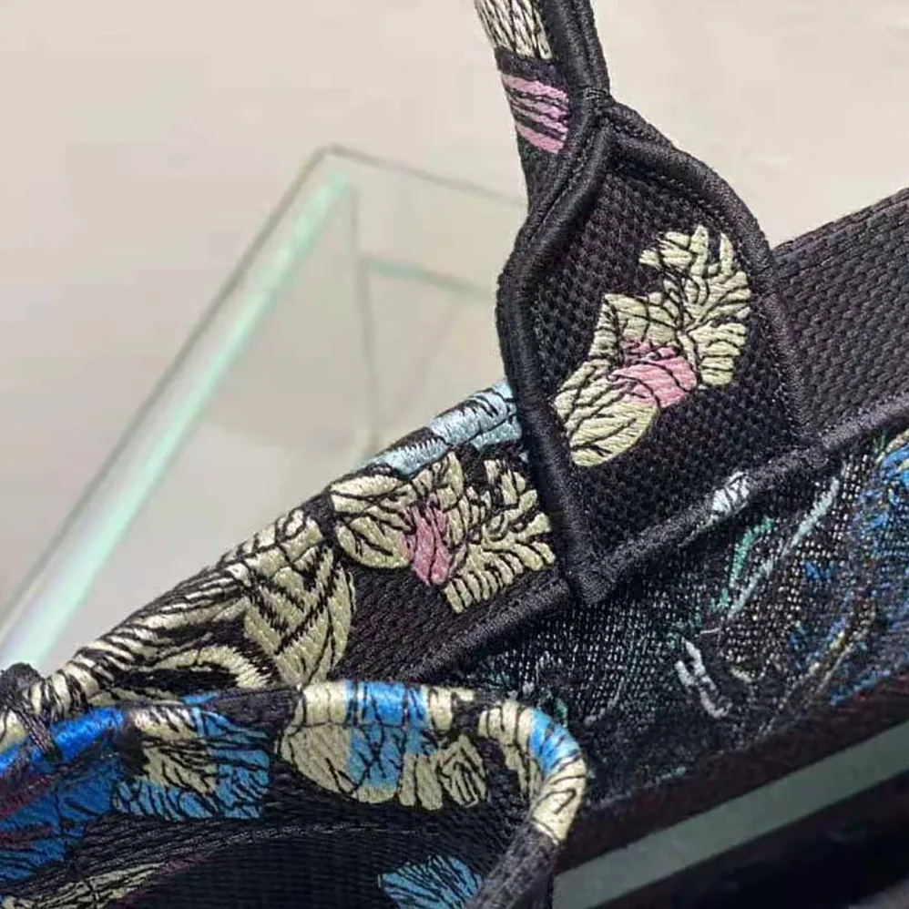Dior Medium Dior Book Tote Blue Multicolor Toile de Jouy Voyage Embroidery for Women