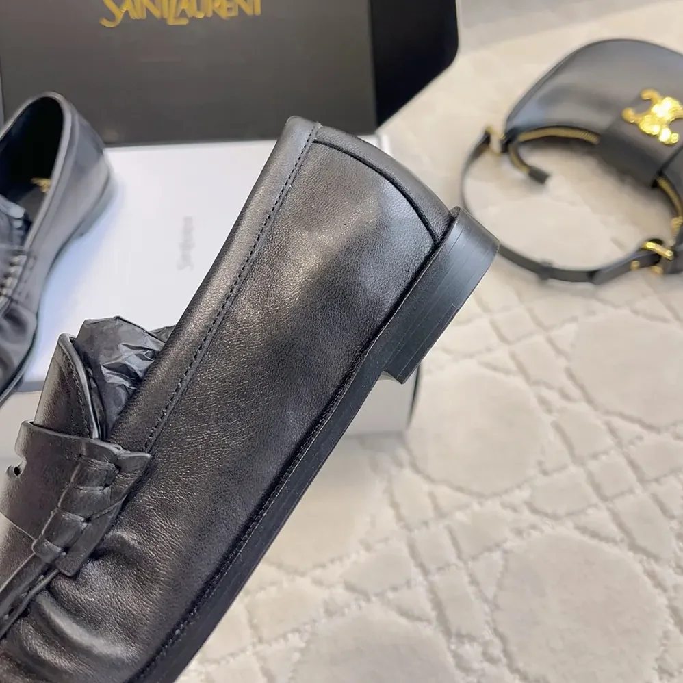 Saint Laurent YSL Le Loafer Supple in Matte Leather for Unisex in Black Saint Laurent YSL Le Loafer Supple in Matte Leather for Unisex in Black