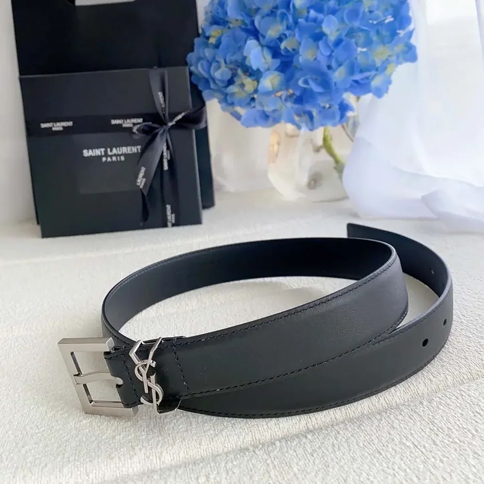 Saint Laurent YSL Cassandre Thin Belt with Square Buckle in Smooth Leather for Women