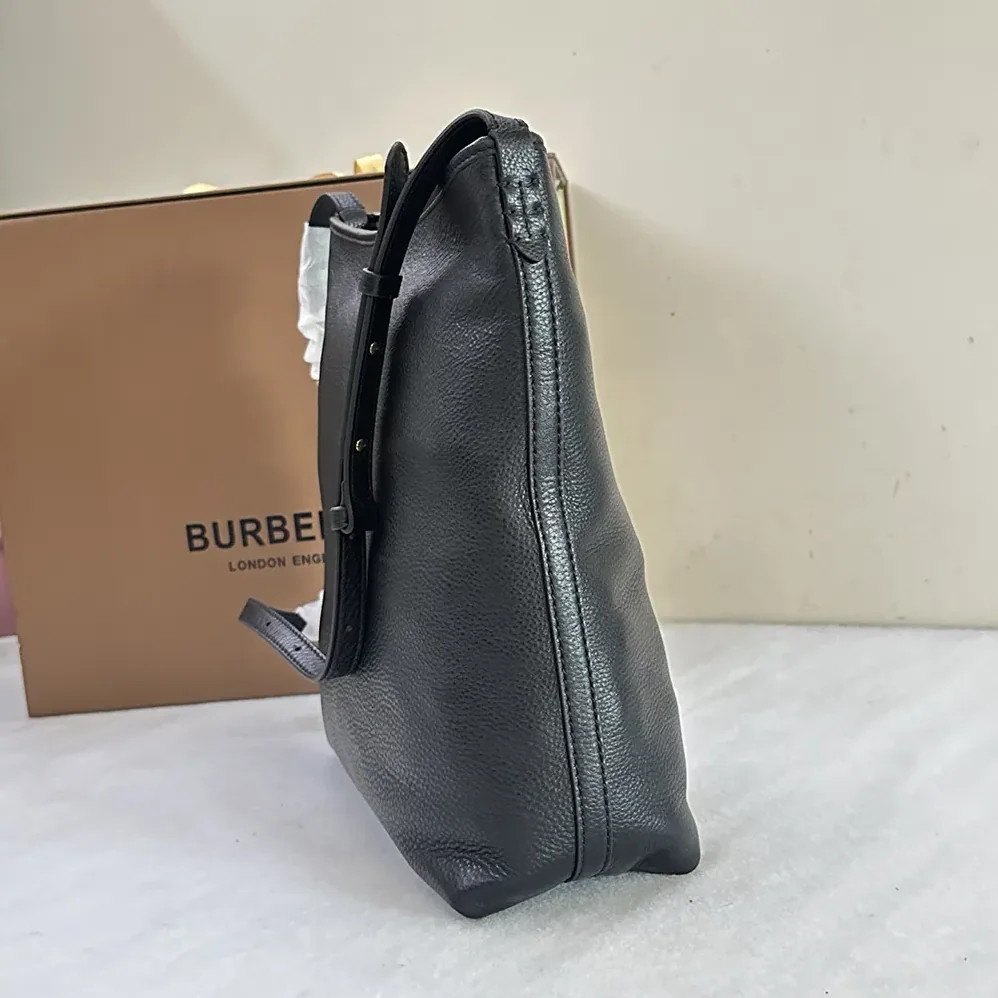 Burberry Small Highlands Shoulder Bag for Unisex in Black Burberry Small Highlands Shoulder Bag for Unisex in Black