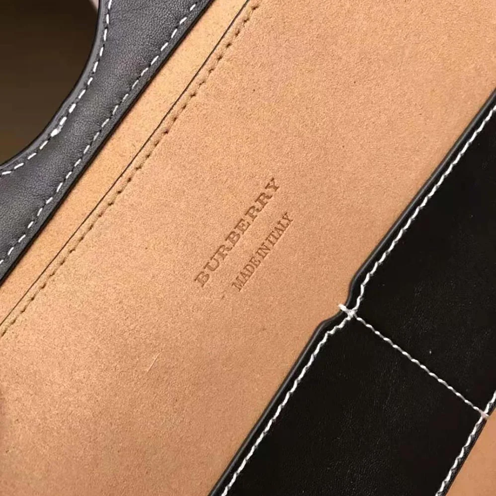 Burberry Mini Leather Soft Pocket Tote for Women in Black