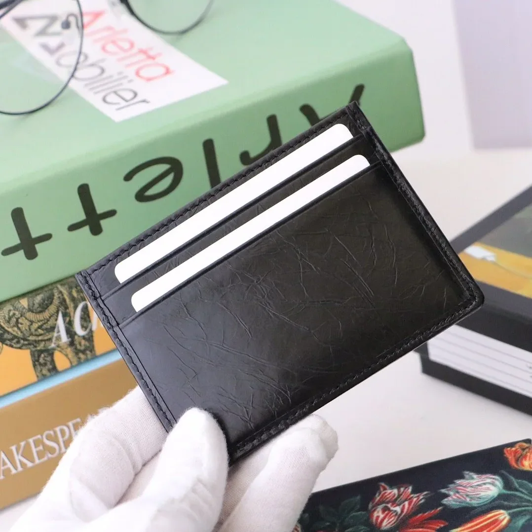 Gucci Card Case with Gold Interlocking G Plain Black / Gucci Card Case with Gold Interlocking G Plain Black /