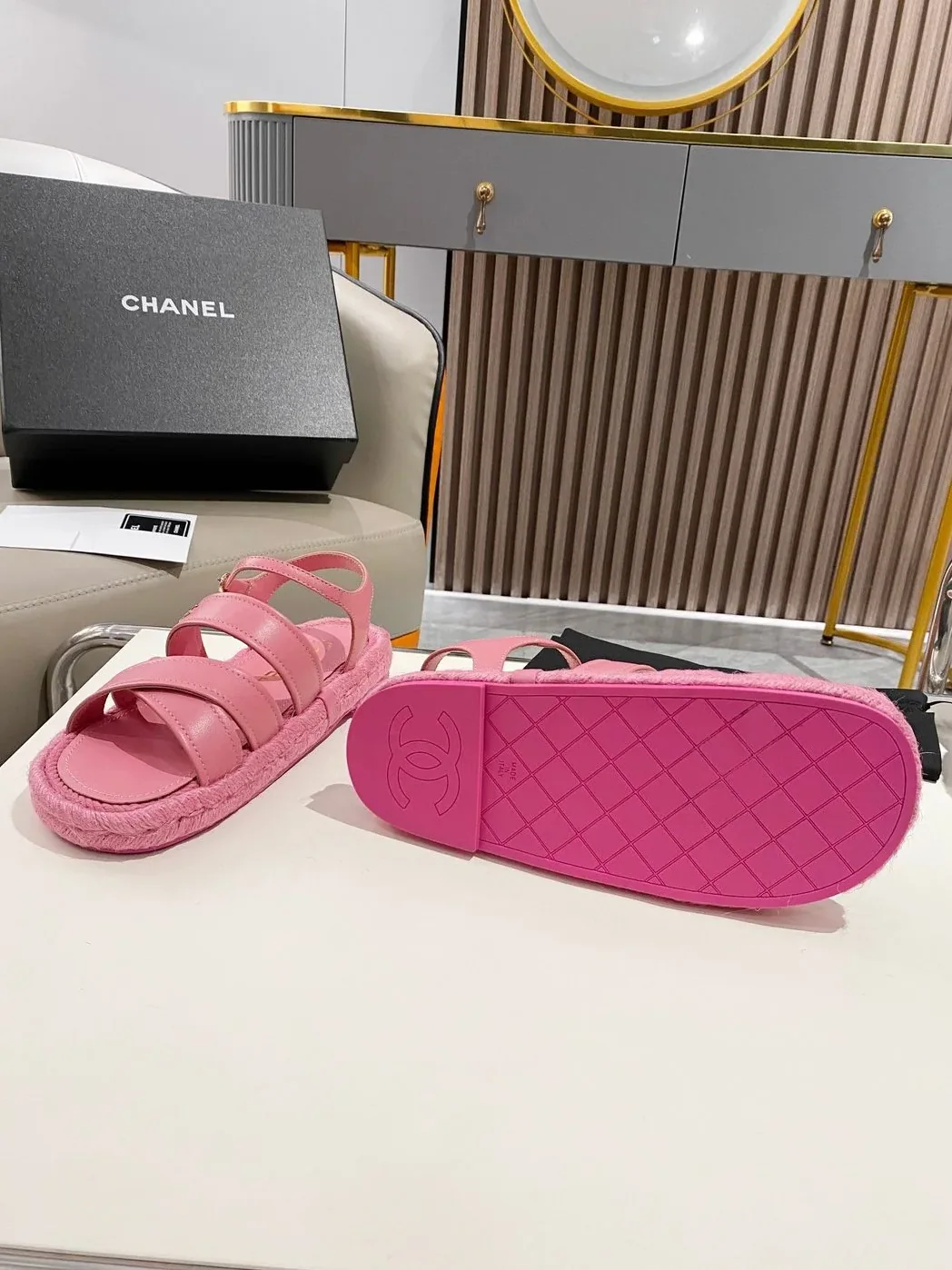 Chanel Straw Weave Strap Thick Sole Crossbody Pink Chanel Straw Weave Strap Thick Sole Crossbody Pink