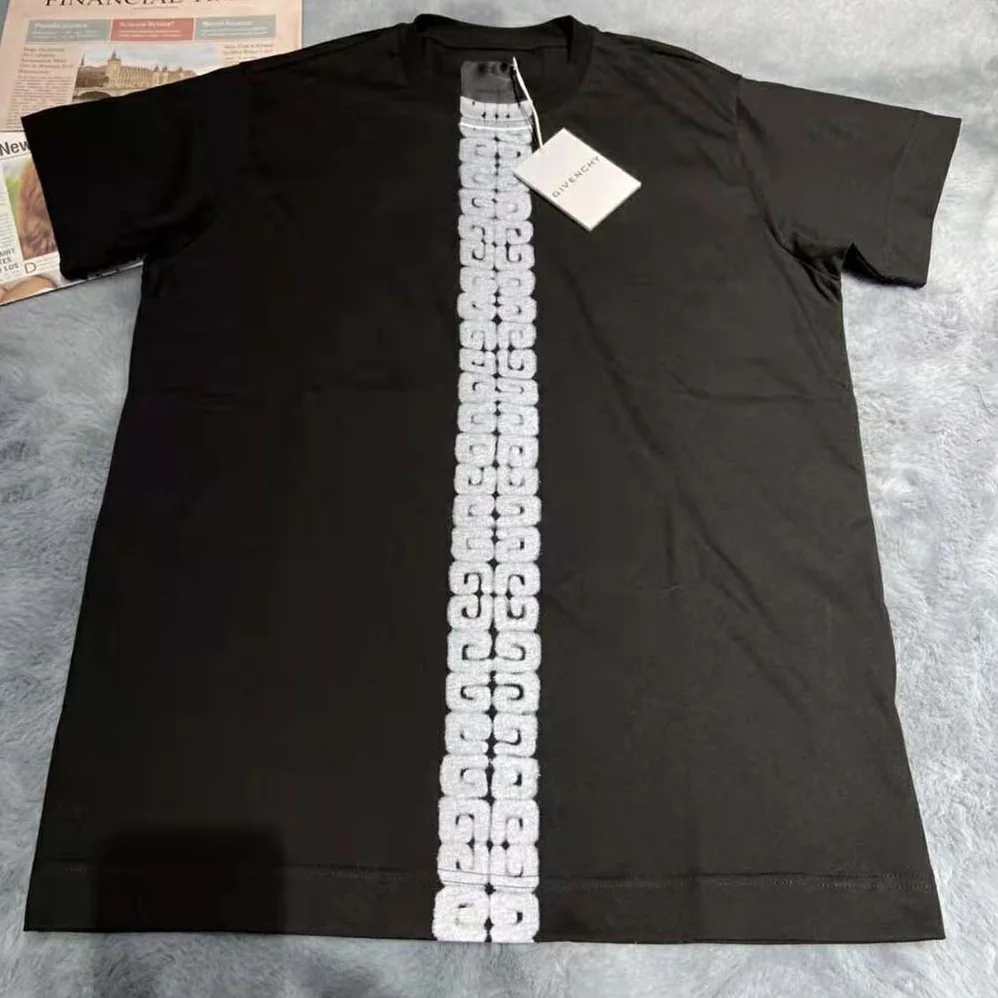 Givenchy T-shirt with Tag Effect 4G Webbing for Men in Black