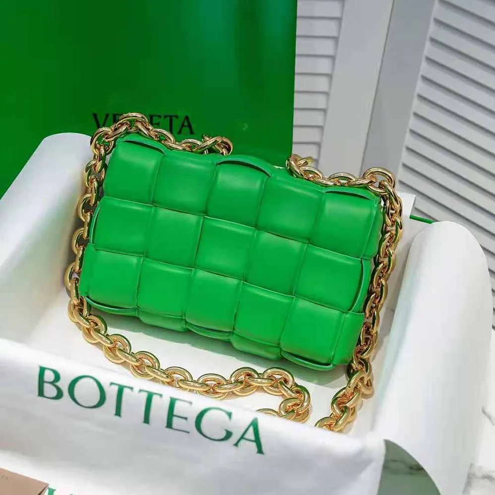 Bottega Veneta Chain Cassette Padded Intrecciato Leather Crossbody Bag for Women in Green
