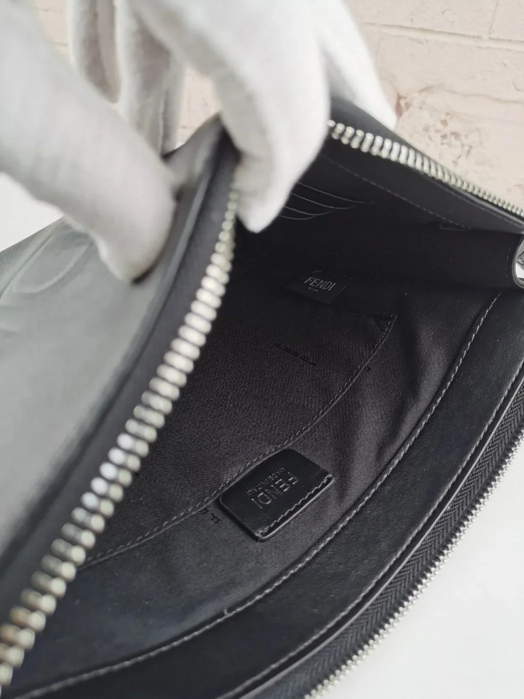 Fendi Flat Pouch In Black / FF 7VA491AFBFF0GXN Fendi Flat Pouch In Black / FF 7VA491AFBFF0GXN