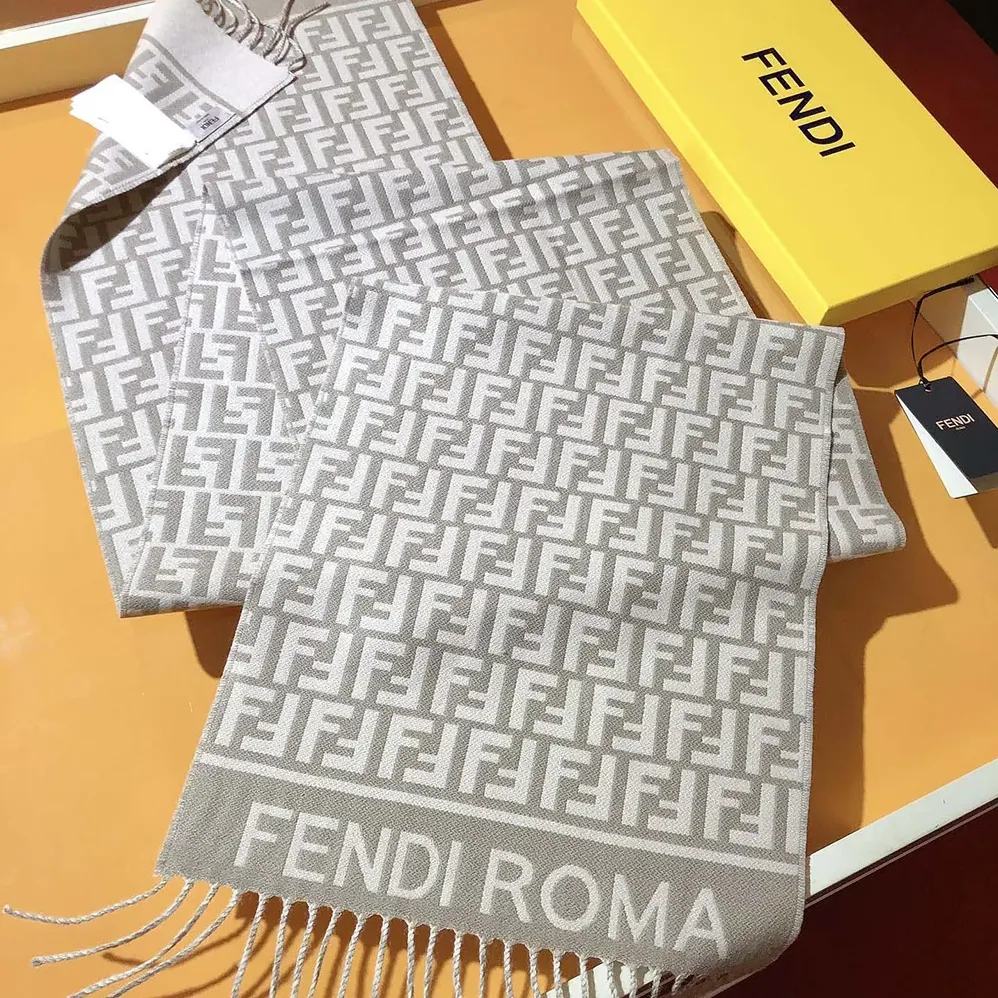 Fendi FF Scarf Dove Gray Wool and Cashmere Scarf for Unisex Fendi FF Scarf Dove Gray Wool and Cashmere Scarf for Unisex