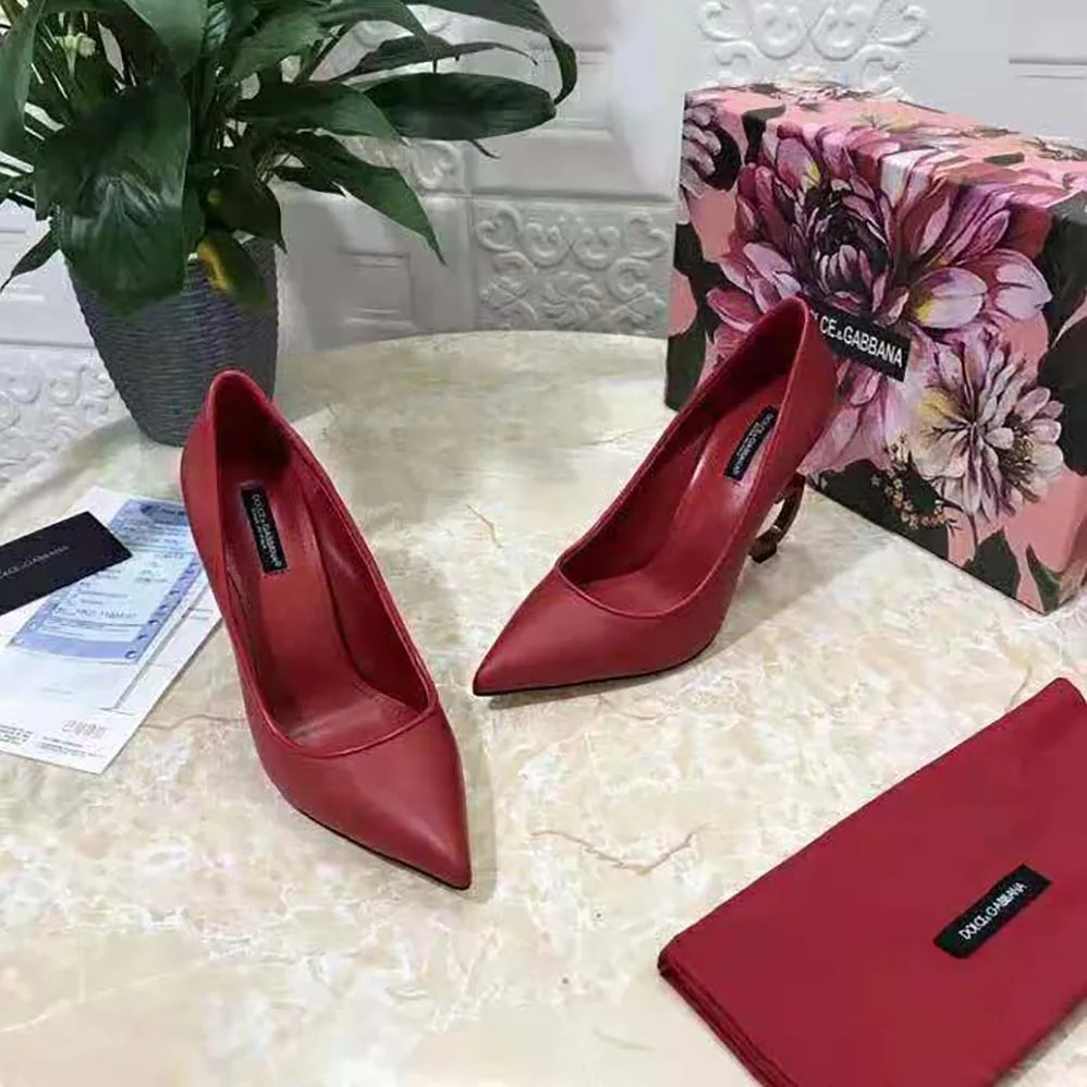 Dolce Gabbana D&G Nappa Leather Pumps with DG in 105 mm Heel for Women in Red Dolce Gabbana D&G Nappa Leather Pumps with DG in 105 mm Heel for Women in Red