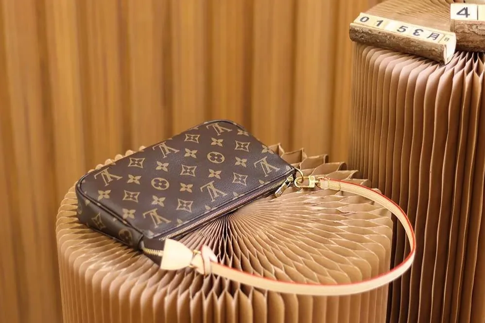 Louis Vuitton Multi Pochette Accessoires Blue /