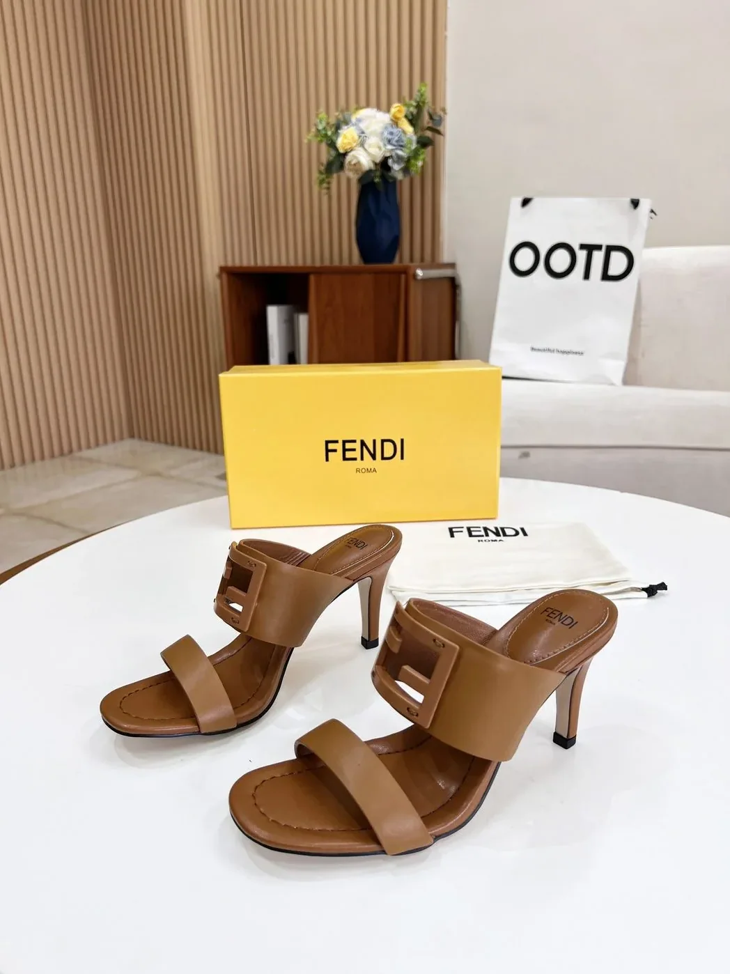 Fendi Baguette Brown Heels Fendi Baguette Brown Heels