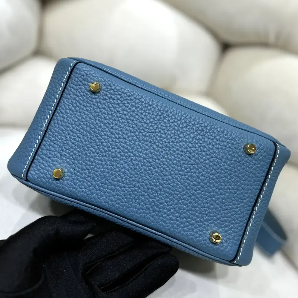 Hermes Lindy Mini 19 in Clemence Leather for Women in Blue/Gold Hermes Lindy Mini 19 in Clemence Leather for Women in Blue/Gold