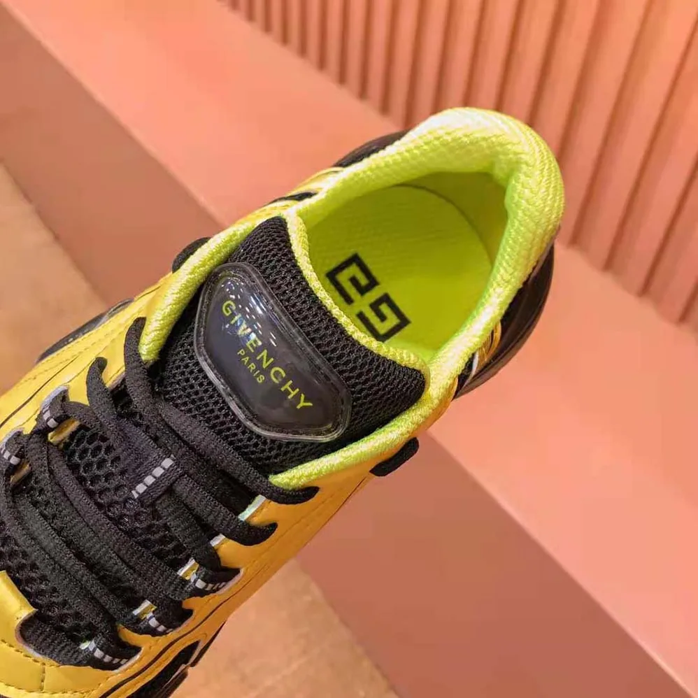 Givenchy TK-MX Runner Sneakers in Mesh for Unisex in Yellow Givenchy TK-MX Runner Sneakers in Mesh for Unisex in Yellow