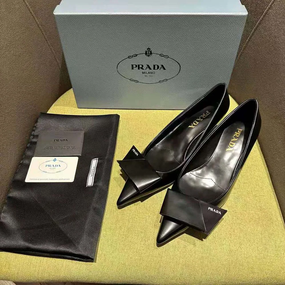 Prada Brushed Leather Pumps for Women in Black Prada Brushed Leather Pumps for Women in Black