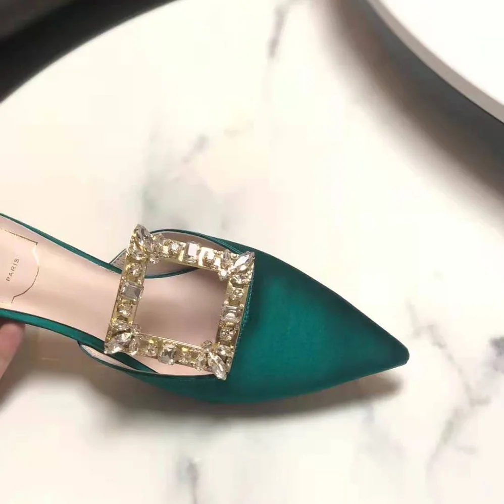 Roger Vivier Broche Vivier Buckle Mules in Satin 4.5 cm Heel for Women in Green Roger Vivier Broche Vivier Buckle Mules in Satin 4.5 cm Heel for Women in Green