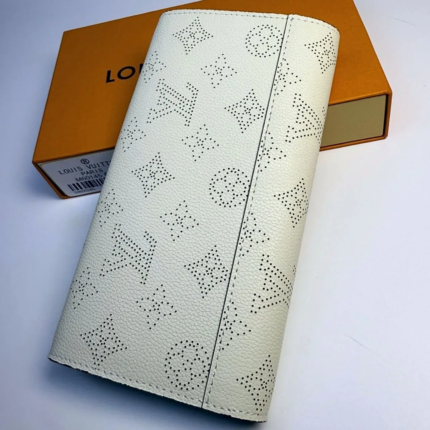 Louis Vuitton Iris Wallet Monogram Canvas Greige Louis Vuitton Iris Wallet Monogram Canvas Greige