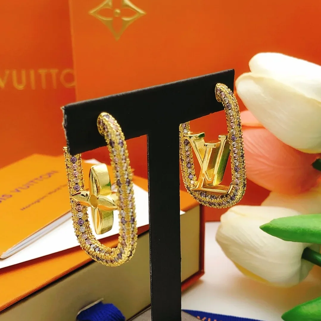 Louis Vuitton Diamond Stud Earrings Gold Louis Vuitton Diamond Stud Earrings Gold