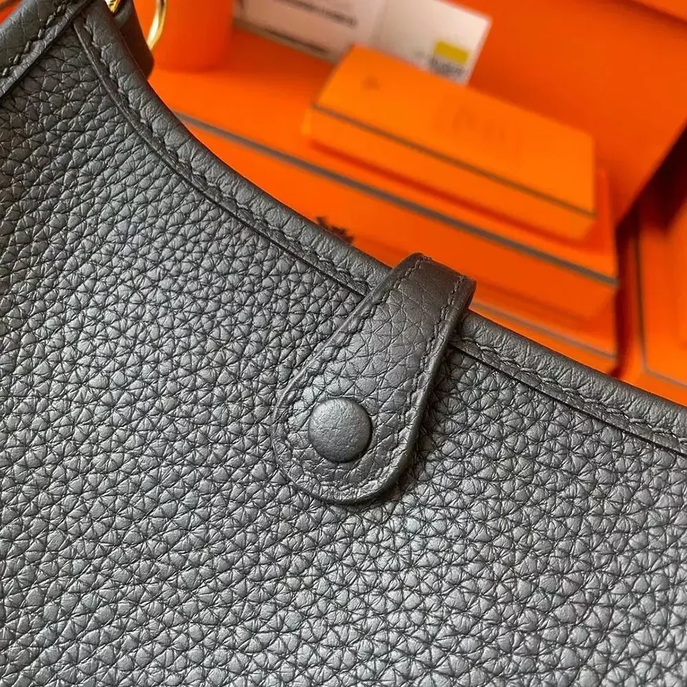 Hermes Evelyne 16 Amazone in Clemence Leather for Women in Black/Gold