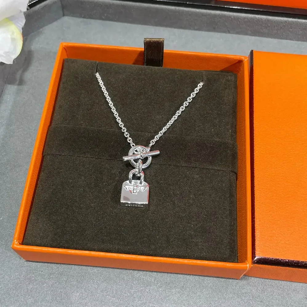 Hermes Amulettes Kelly Pendant for Women Hermes Amulettes Kelly Pendant for Women