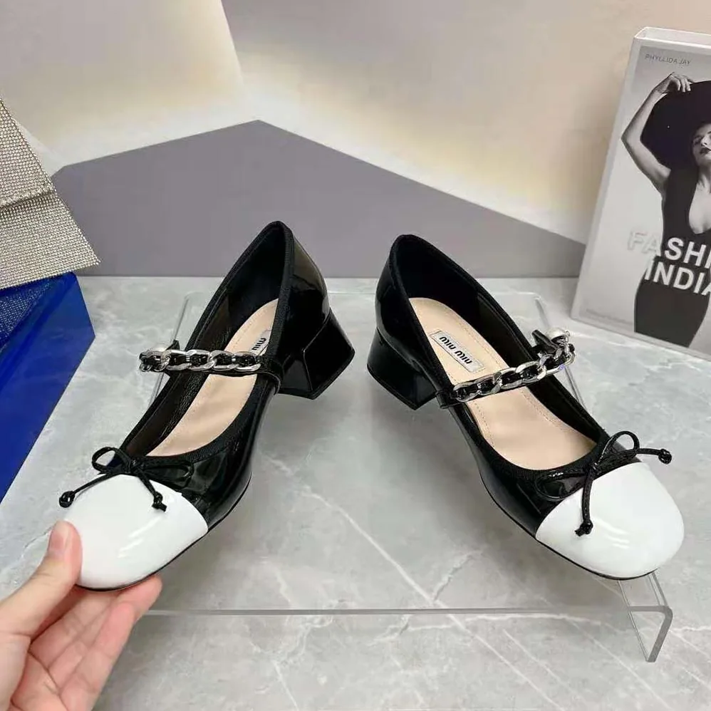 Miu Miu Naplak Pumps in 35 mm Heel Height for Women in Black Miu Miu Naplak Pumps in 35 mm Heel Height for Women in Black