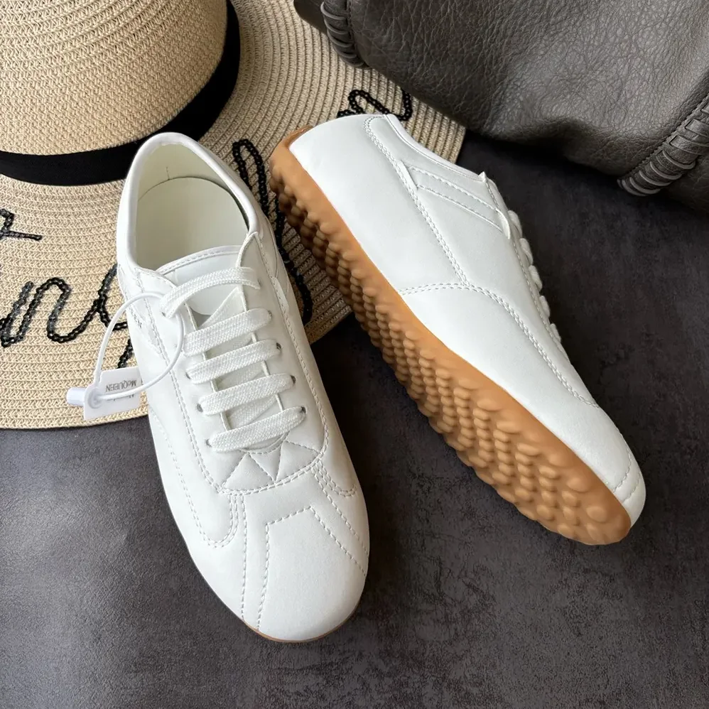 Alexander Mcqueen Boxe Sneaker in Off White for Unisex