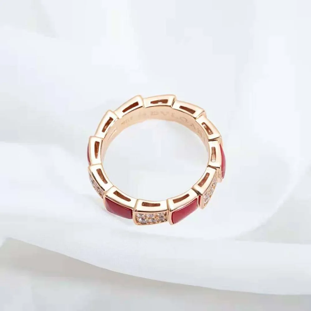 Bvlgari Serpenti Viper Band Ring in 18 KT Rose Gold for Women in Red Bvlgari Serpenti Viper Band Ring in 18 KT Rose Gold for Women in Red