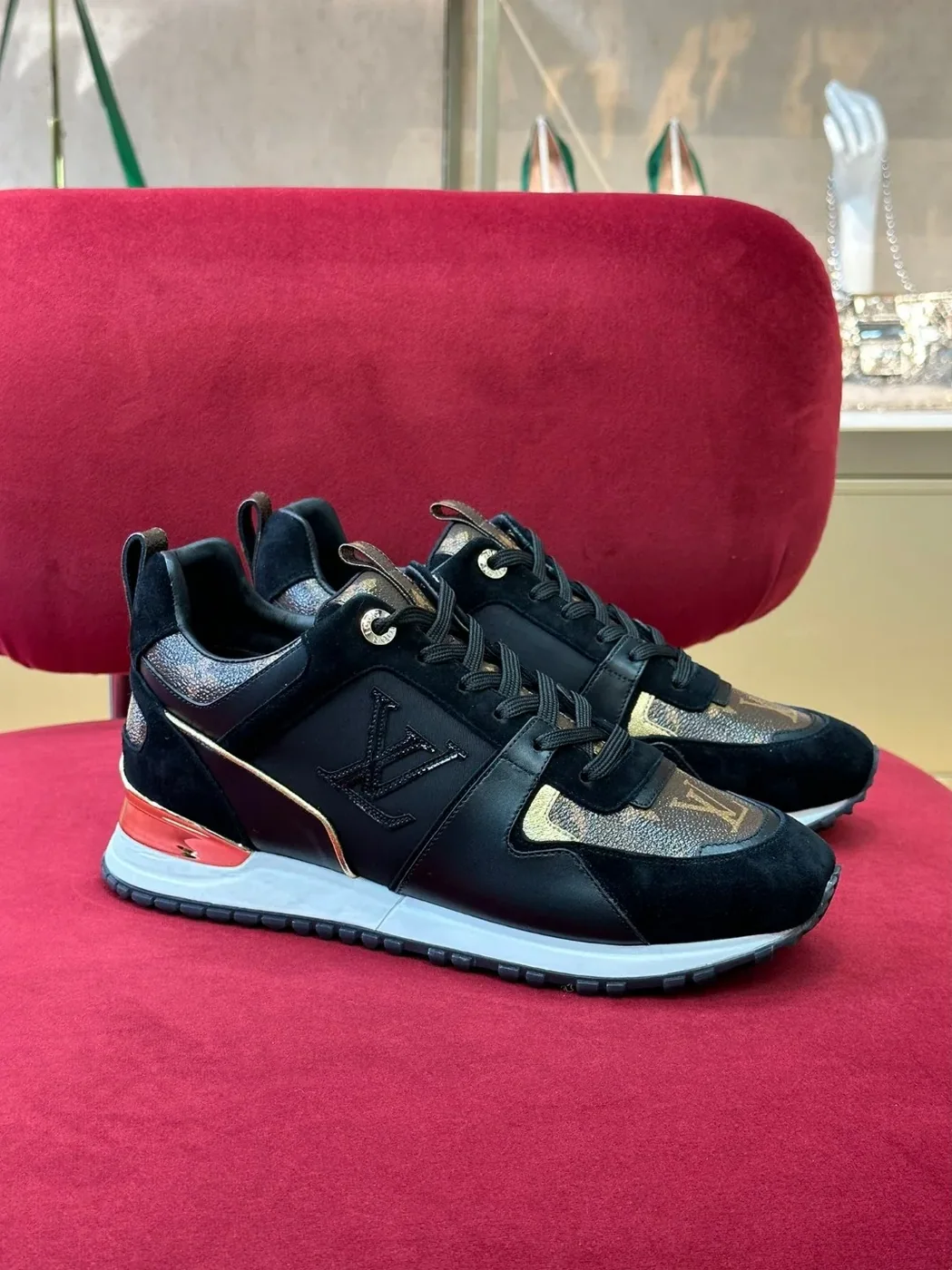 Louis Vuitton Run Away Sneaker Black 1AAP3E Louis Vuitton Run Away Sneaker Black 1AAP3E