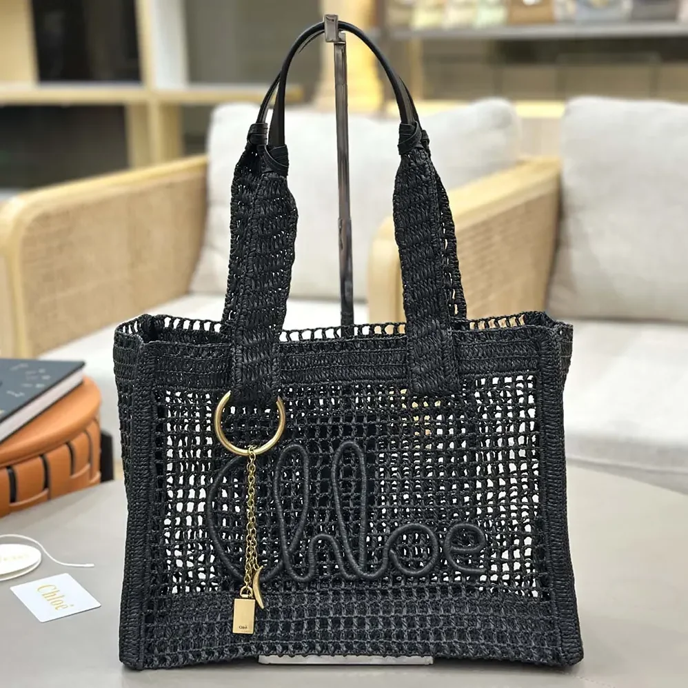 Chloe Summer Banana East-west Tote Bag in Raffia & Buffalo Leather for Women Chloe Summer Banana East-west Tote Bag in Raffia & Buffalo Leather for Women