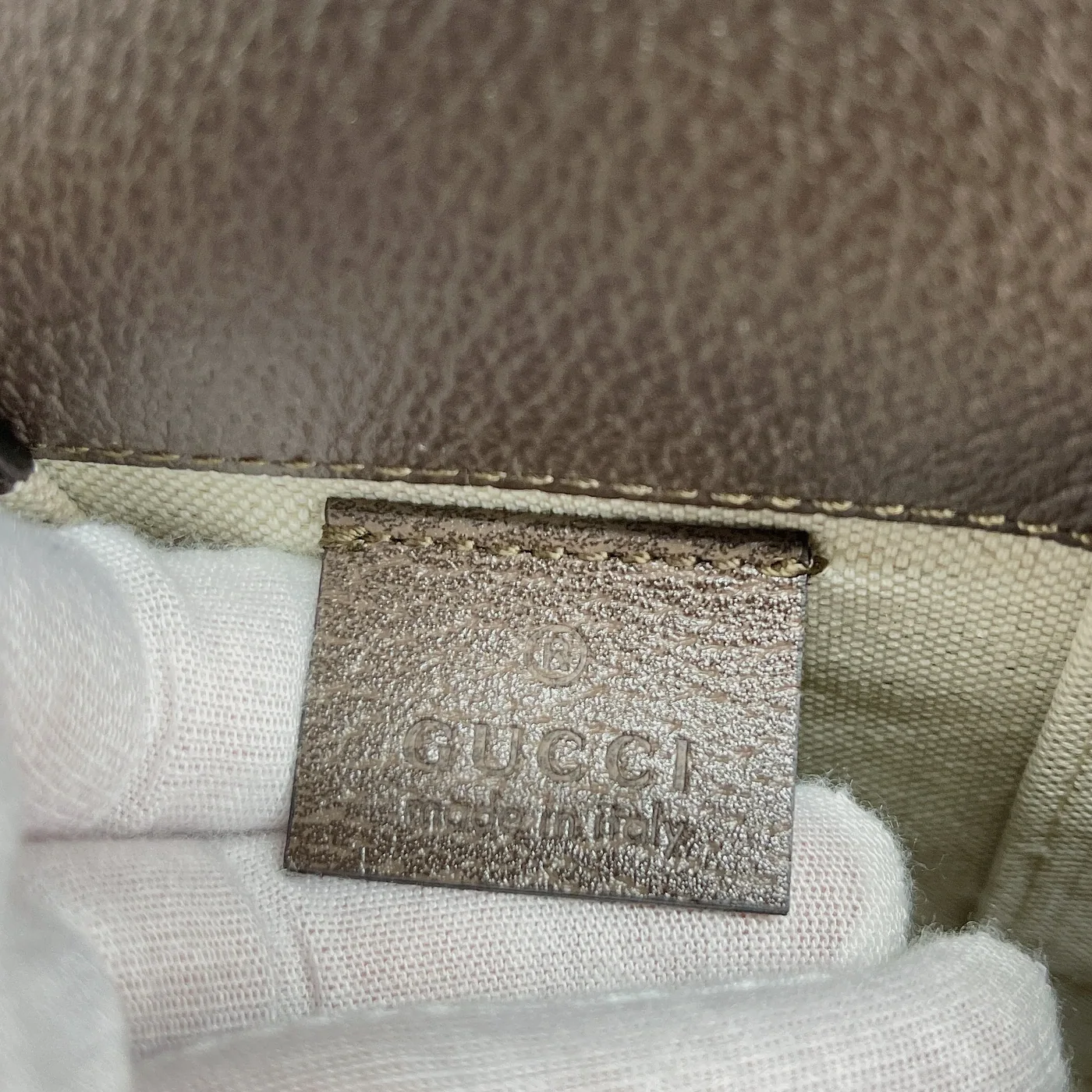 Gucci Horsebit 1955 Mini Bag / Beige/ Ebony GG Supreme Canvas With Geometric Print Gucci Horsebit 1955 Mini Bag / Beige/ Ebony GG Supreme Canvas With Geometric Print