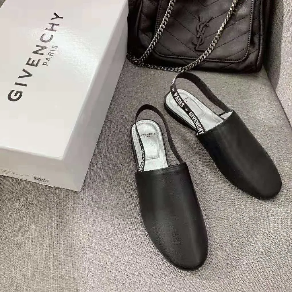 Givenchy Givenchy Sling Back Flat Mules for Women in Black Givenchy Givenchy Sling Back Flat Mules for Women in Black