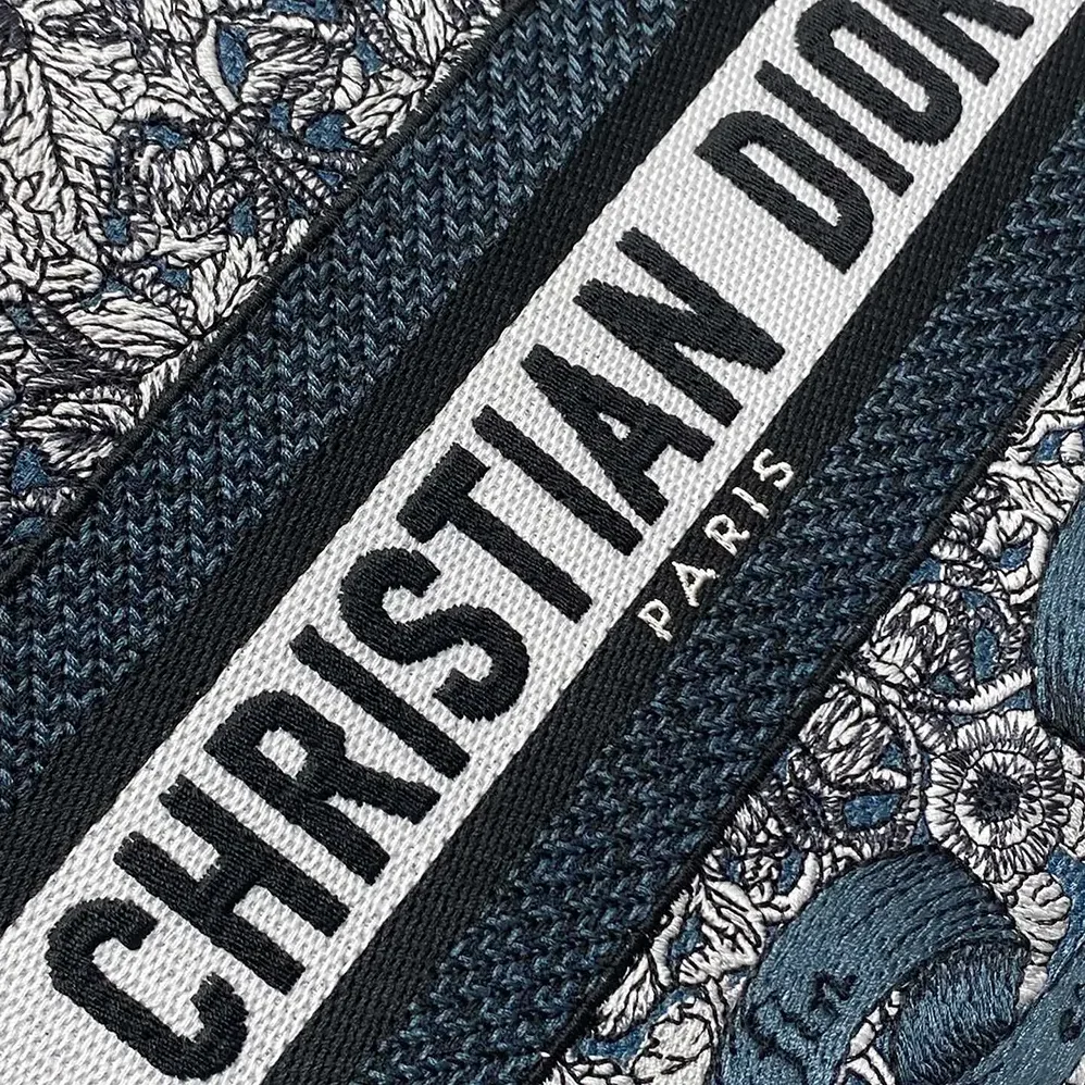 Dior Medium Lady D-Lite Bag Latte Embroidery with Blue Dior Around the World Motif for Women Dior Medium Lady D-Lite Bag Latte Embroidery with Blue Dior Around the World Motif for Women