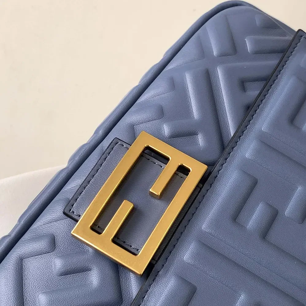 Fendi Medium Baguette Blue Leather Bag for Women
