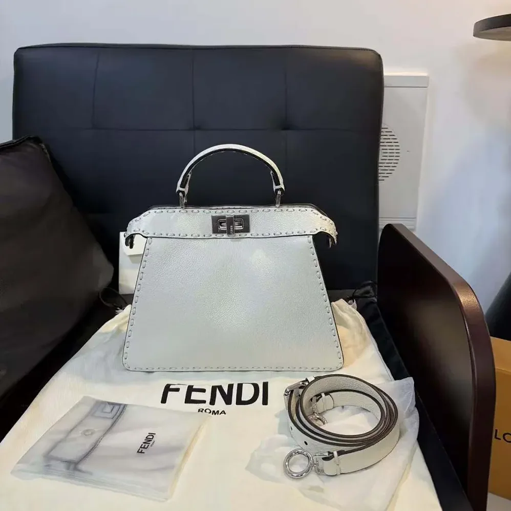 Fendi Peekaboo Iseeu Small White Selleria Bag for Women Fendi Peekaboo Iseeu Small White Selleria Bag for Women