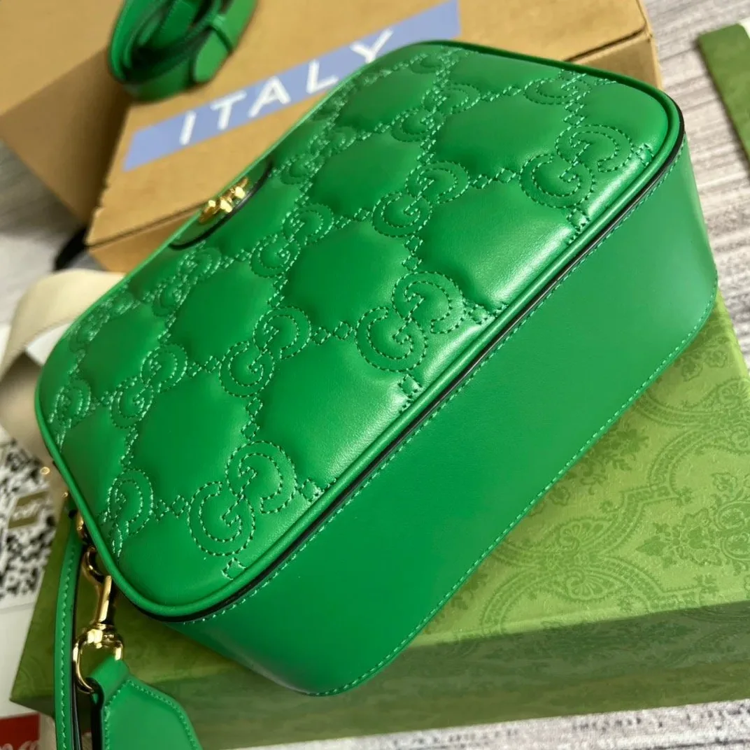 Gucci Matelasse Shoulder Bag in Green Gold Hardware