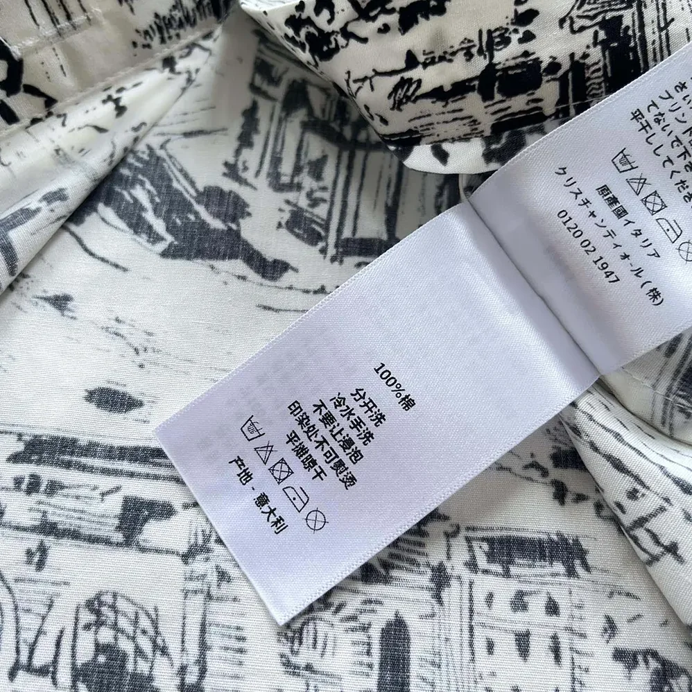 Dior Mid-Length Shirt Dress White and Black Cotton and Silk Poplin with Paris Allover Motif for Women Dior Mid-Length Shirt Dress White and Black Cotton and Silk Poplin with Paris Allover Motif for Women