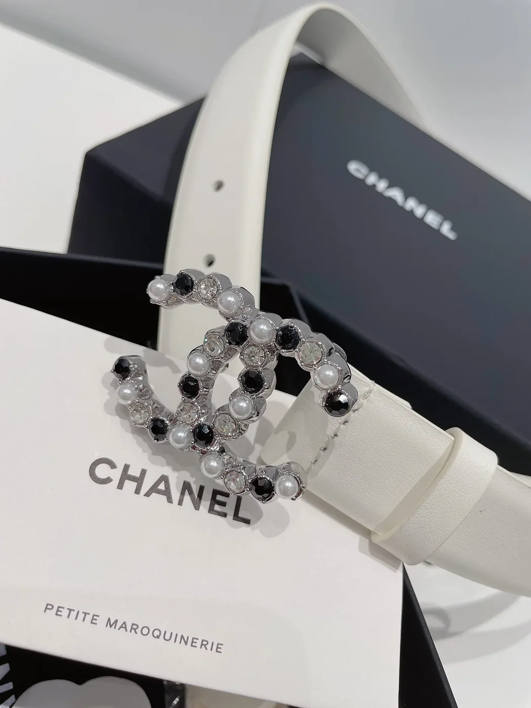 Chanel Two Color Pearl Interlocking C Buckle Belt White Chanel Two Color Pearl Interlocking C Buckle Belt White