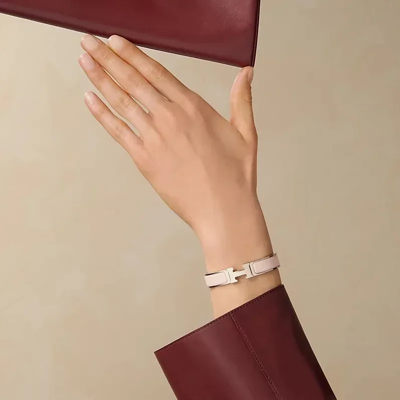 Hermes Clic H Bracelet Rose Candeur Hermes Clic H Bracelet Rose Candeur