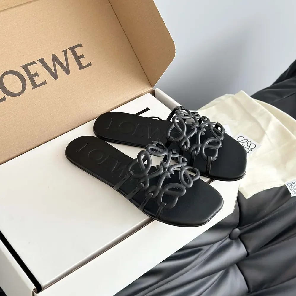 Loewe Petal Anagram Slide in Soft Calfskin for Women in Black